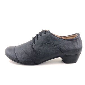 Taos Jive Pump Black Leather Oxfords 9